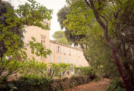 Chateau la sable